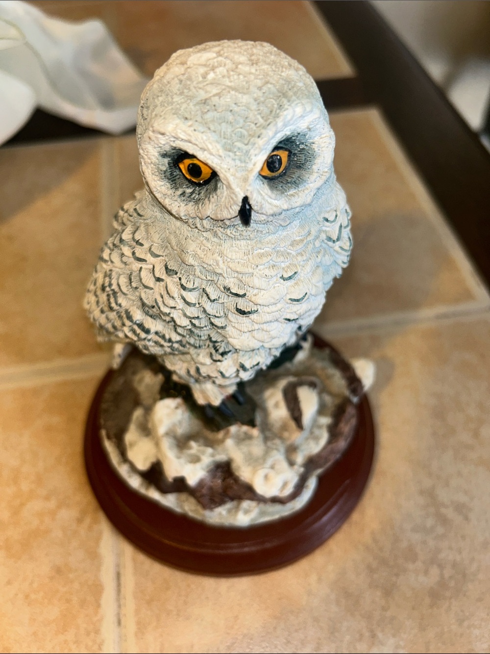 Snowy Owl Resin Figurine - White Decorative Home Art